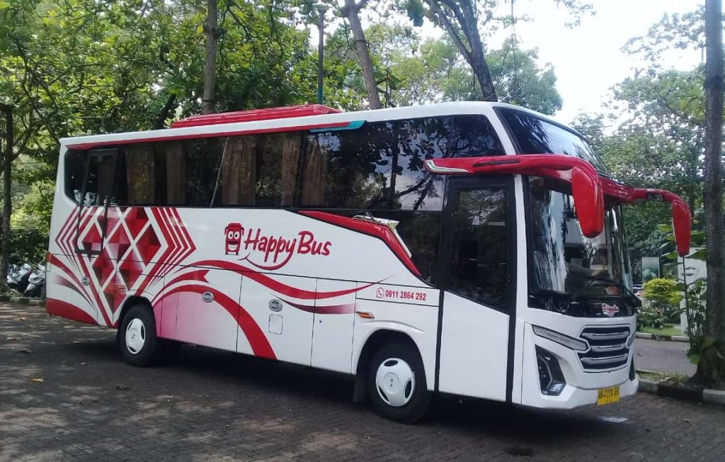 Cara Memilih Perusahaan Sewa Bus Pariwisata yang Tepat di&nbsp;Semarang